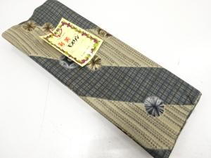 アンティーク　斜め縞に三つ巴模様　男物長襦袢地反物